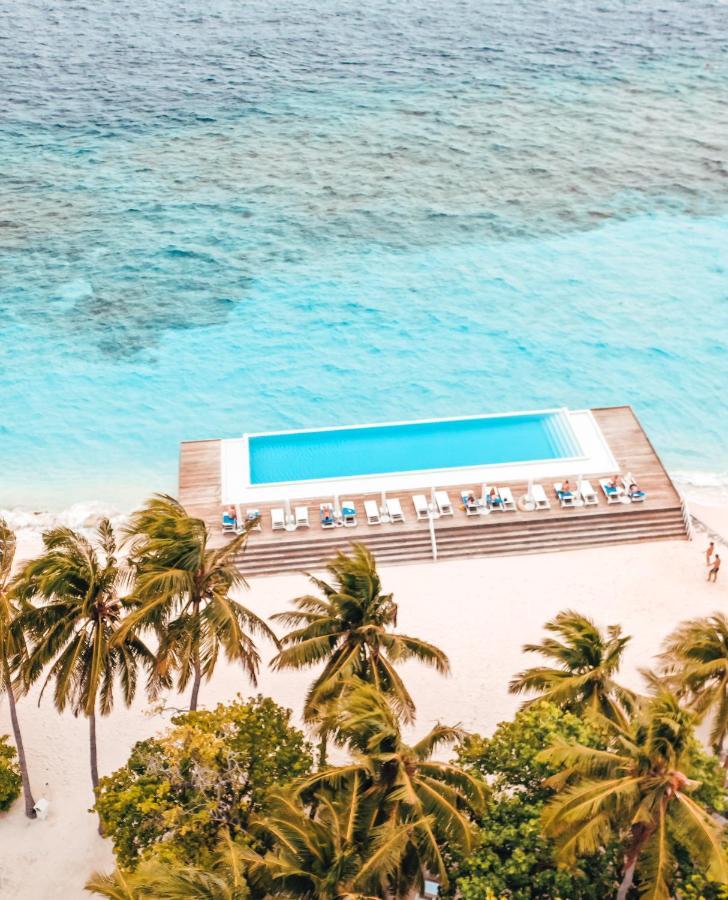Sandies Bathala Bathala Island