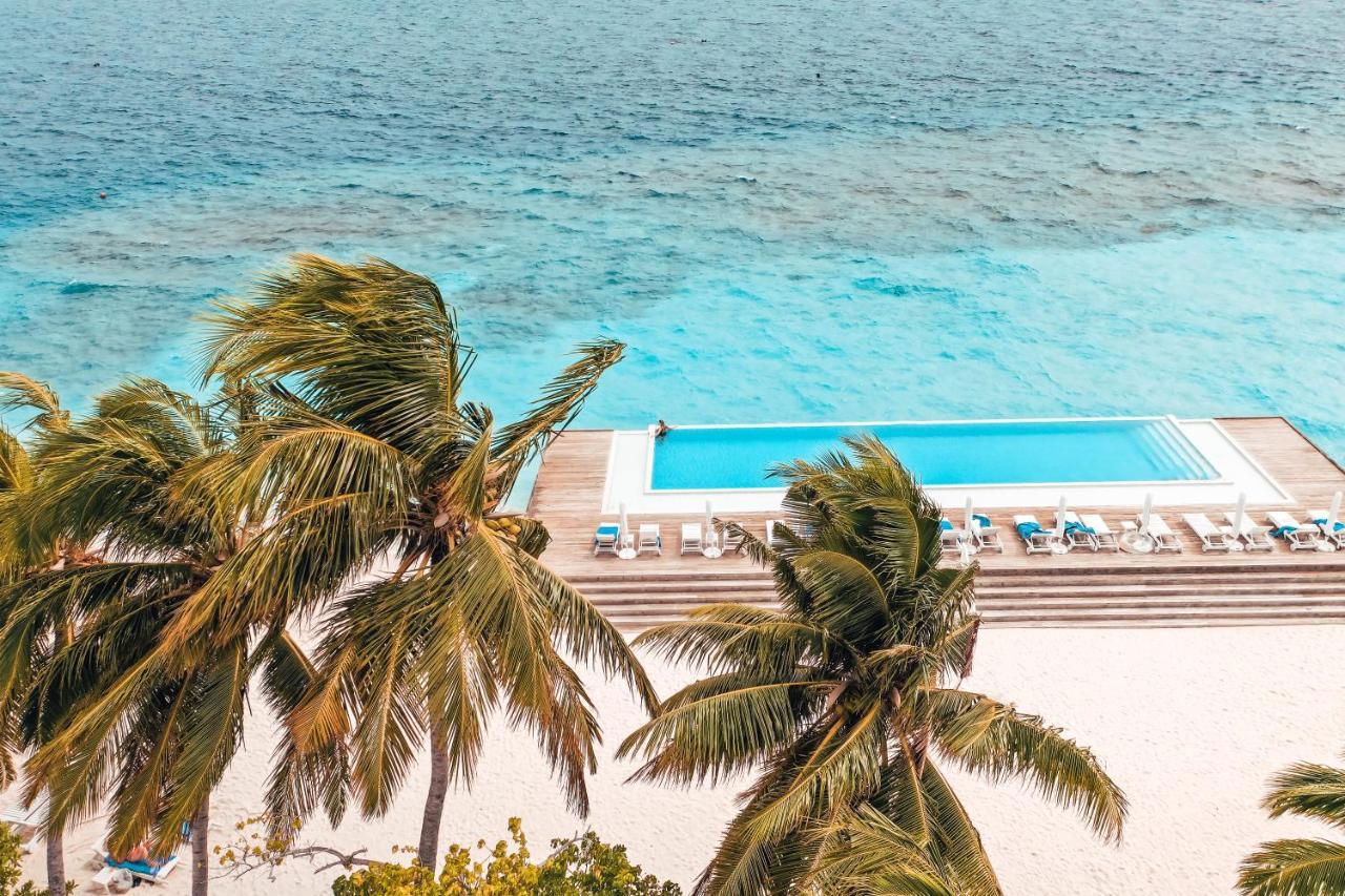 Sandies Bathala Resort