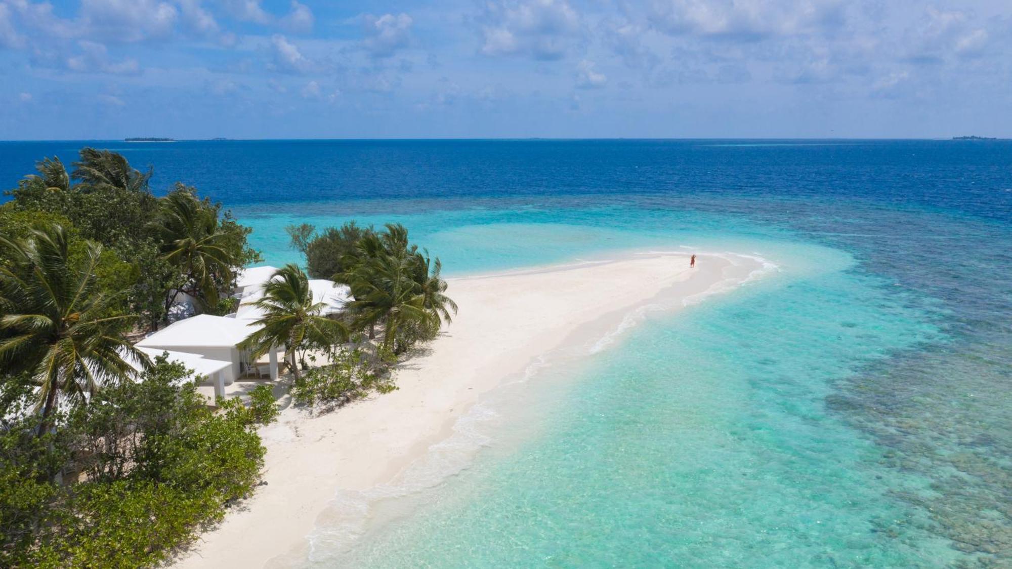 Resort Sandies Bathala Bathala Island