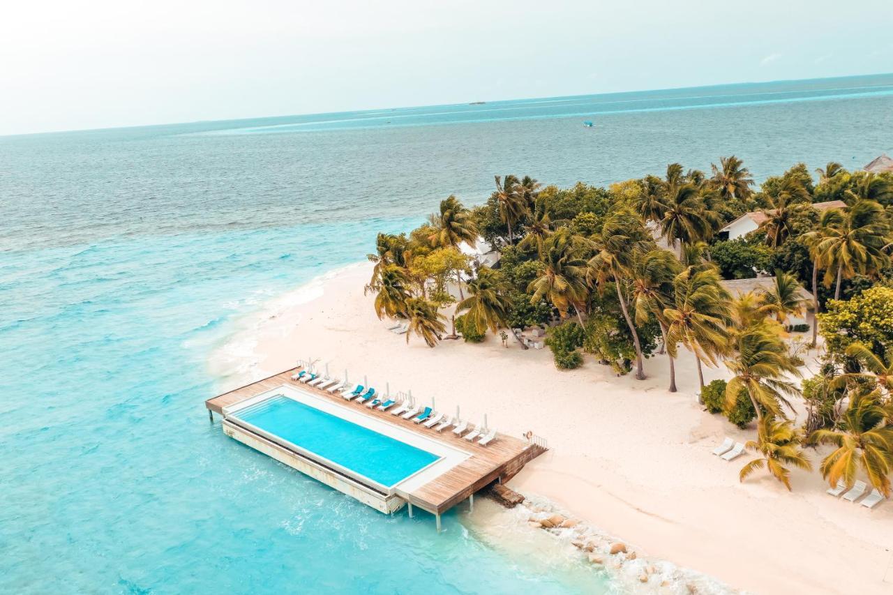 Sandies Bathala Bathala Island