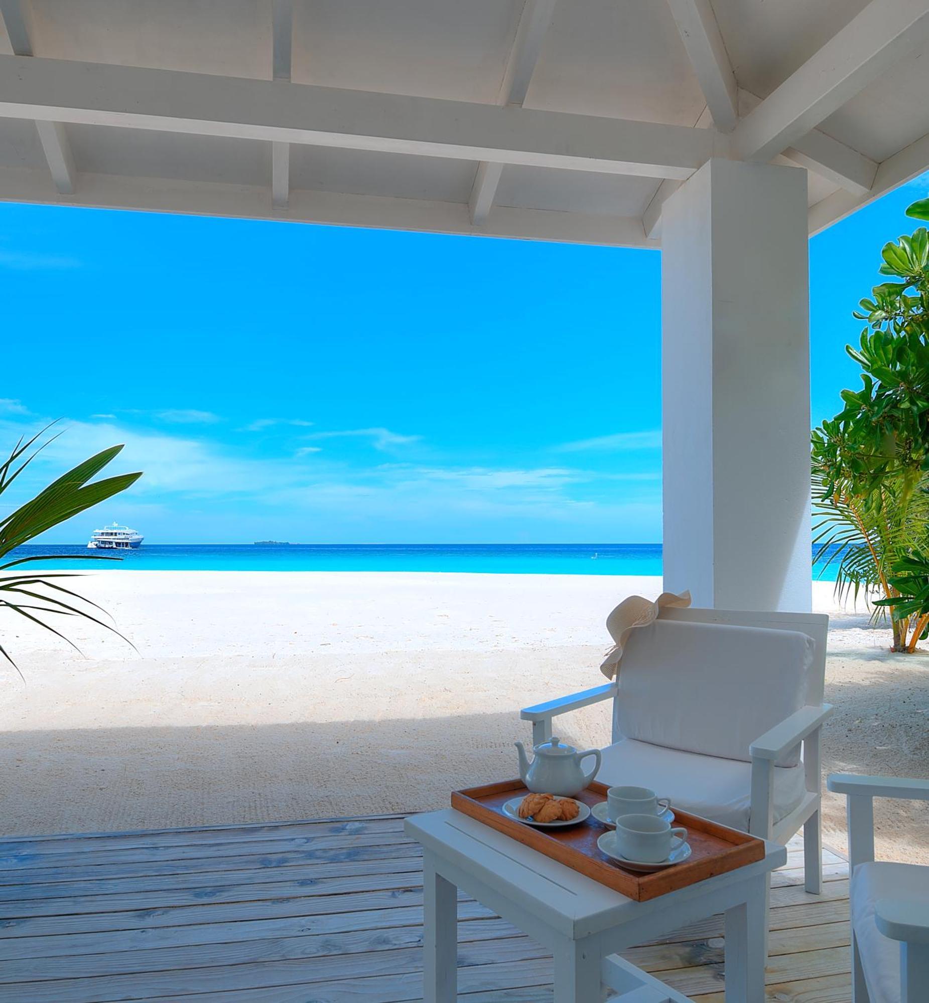 Sandies Bathala Resort 4*